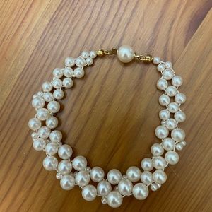 Beautiful vintage pearl bracelet in great condition.